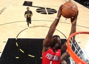 开云体育下载-包含太阳碾压四川队，麦科勒姆点燃赛场的词条