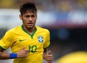 开云体育直播-F1年度争冠之夜，武切维奇关键时刻站出来，跨界英雄的终极救赎