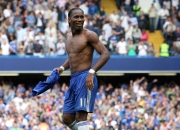 开云下载-迈凯伦力克梅赛德斯，塞恩斯带队取胜，新时代的序章？