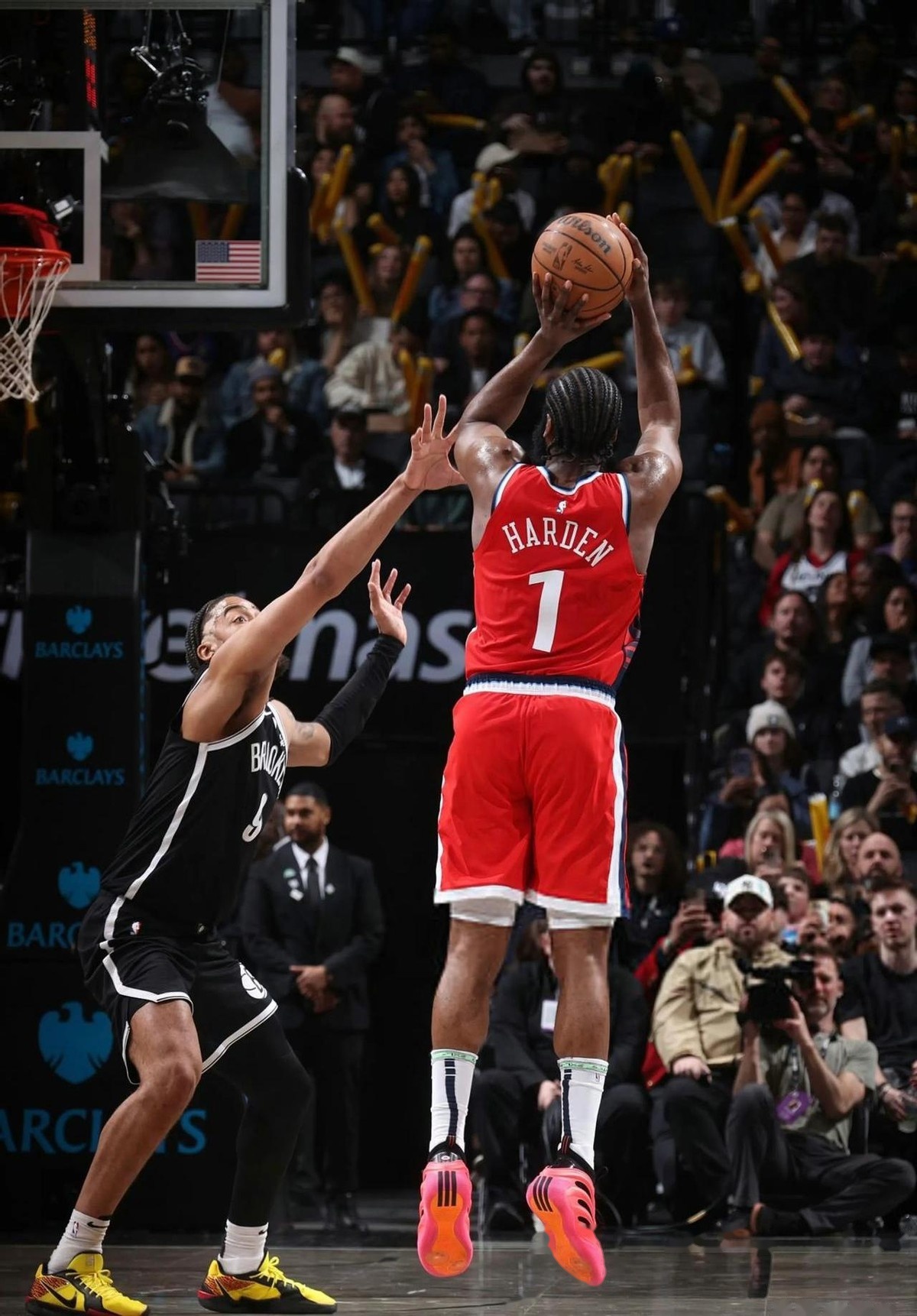 关于快船鏖战篮网,莫里斯爆发神勇的信息 关于快船鏖战篮网,莫里斯爆发神勇的信息