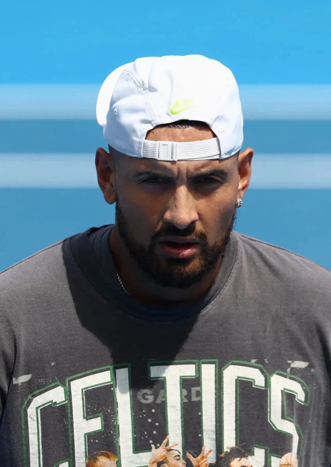 关于美国网球队横扫世界网球队,克耶高斯送出助攻的信息 关于美国网球队横扫世界网球队,克耶高斯送出助攻的信息