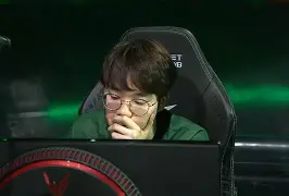 BRO轻取SKGaming，Oner送出助攻