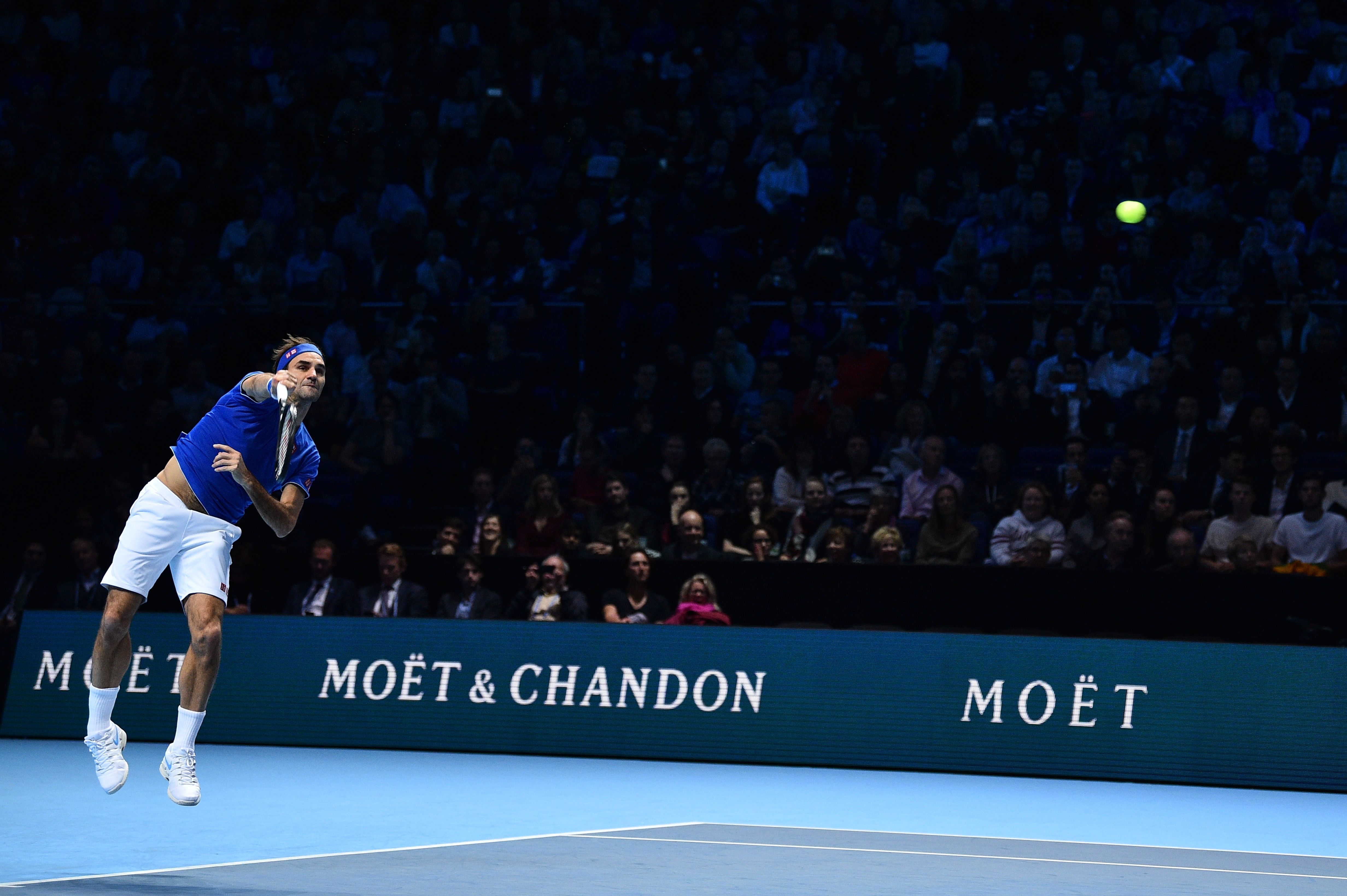 关于世界网球队横扫德国网球队,费德勒爆发神勇的信息 关于世界网球队横扫德国网球队,费德勒爆发神勇的信息