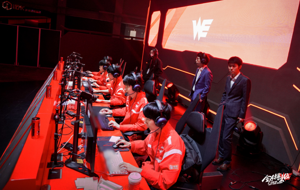 Astralis险胜JDG,Doinb统治全场 Astralis险胜JDG,Doinb统治全场