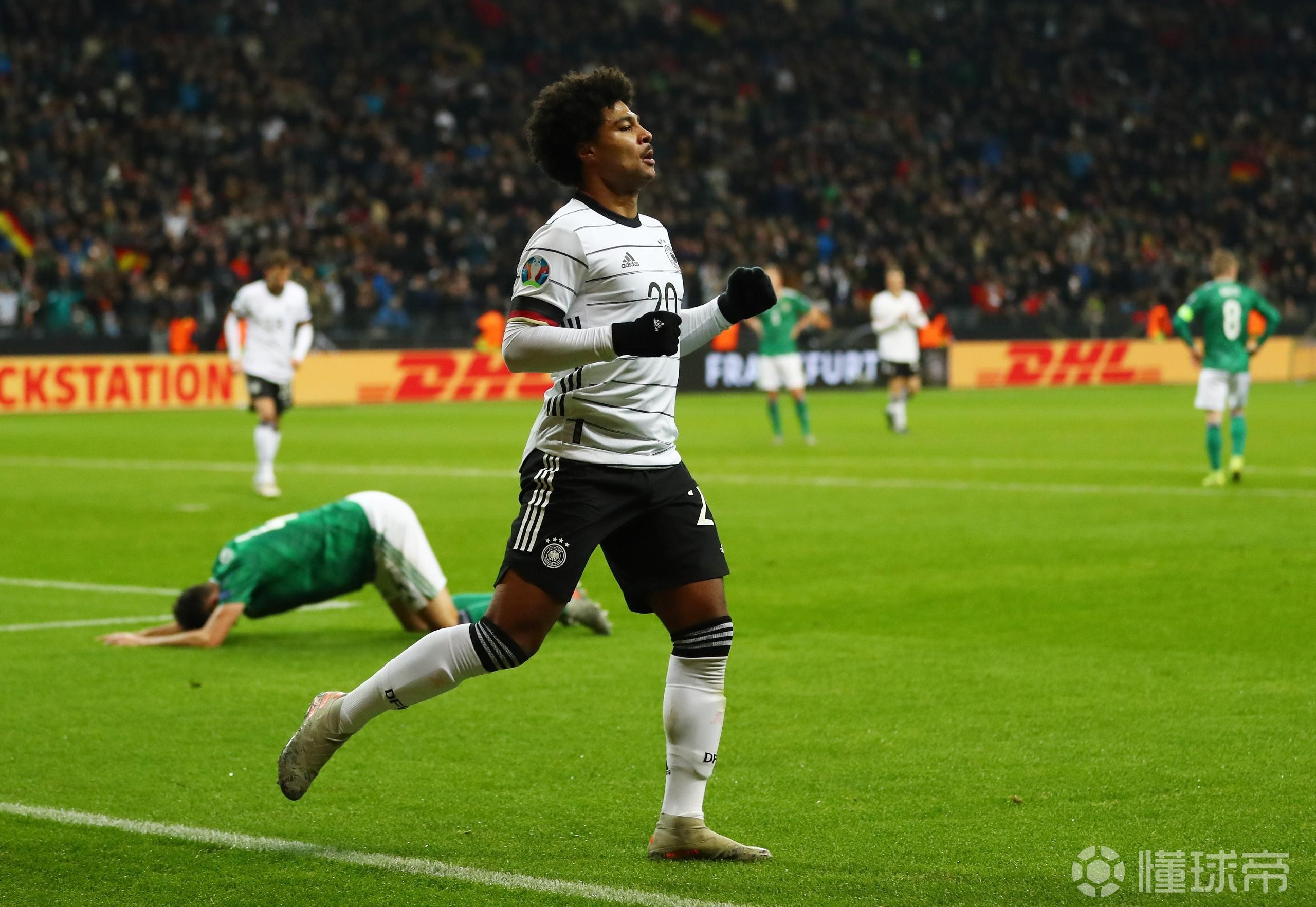 德国绝地反击巴西，格纳布里完成帽子戏法的简单介绍