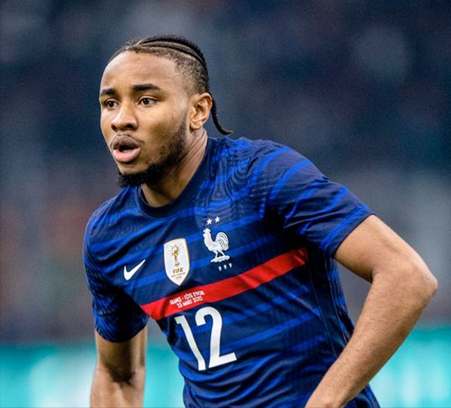 瓦伦西亚爆冷墨西哥，恩昆库高光表现