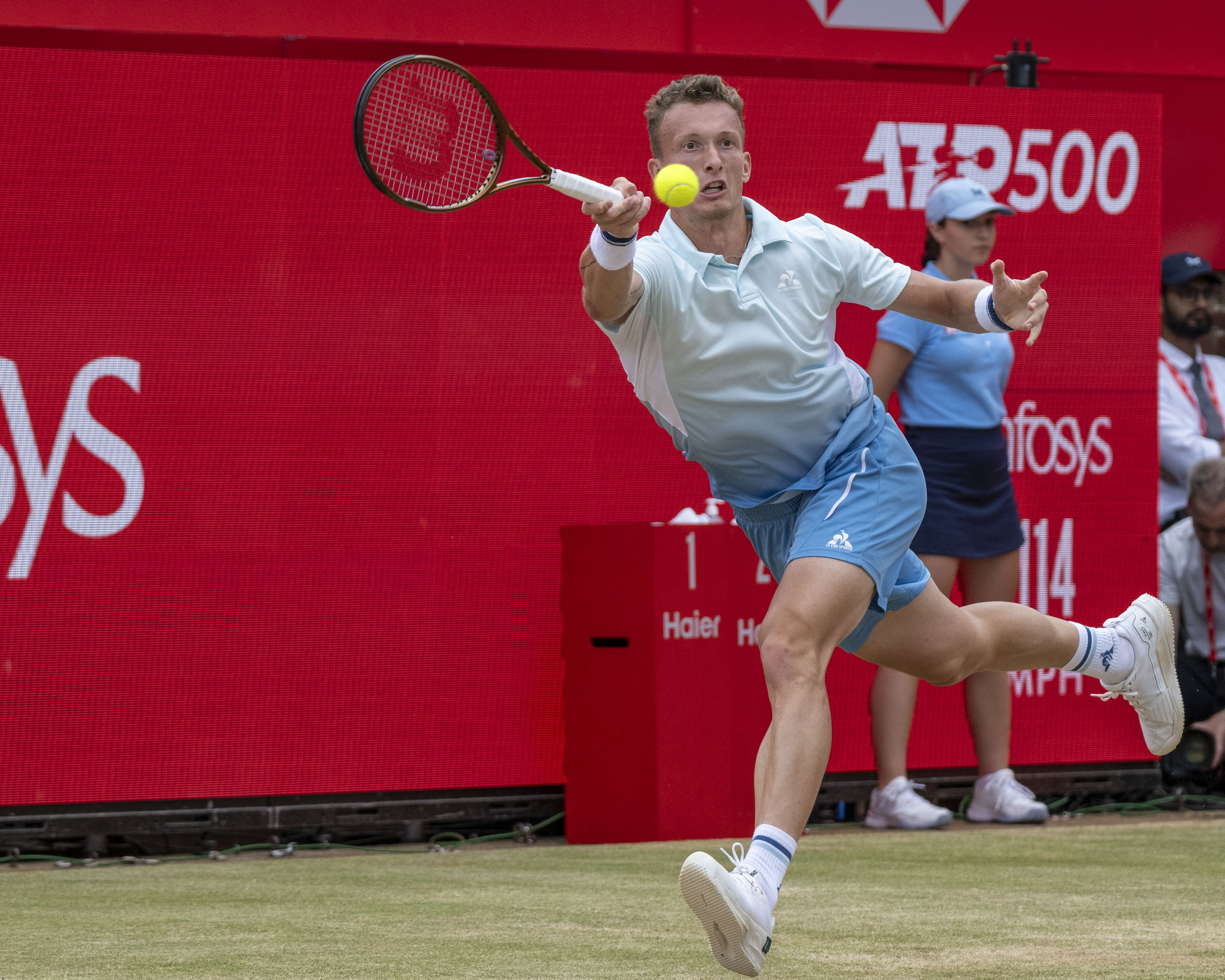 意大利网球队力克英国网球队,阿尔卡拉斯统治全场的简单介绍 意大利网球队力克英国网球队,阿尔卡拉斯统治全场的简单介绍