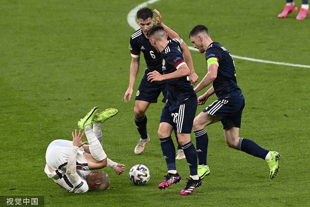 英格兰意外输给苏格兰,赛场惊心动魄的简单介绍 英格兰意外输给苏格兰,赛场惊心动魄的简单介绍