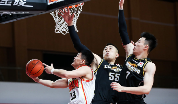 东北德比大战，胜者赢得荣誉