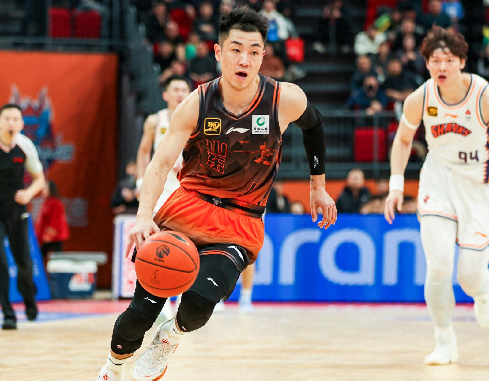 包含辽宁男篮大胜山西汉翔，晋级下一轮淘汰赛的词条