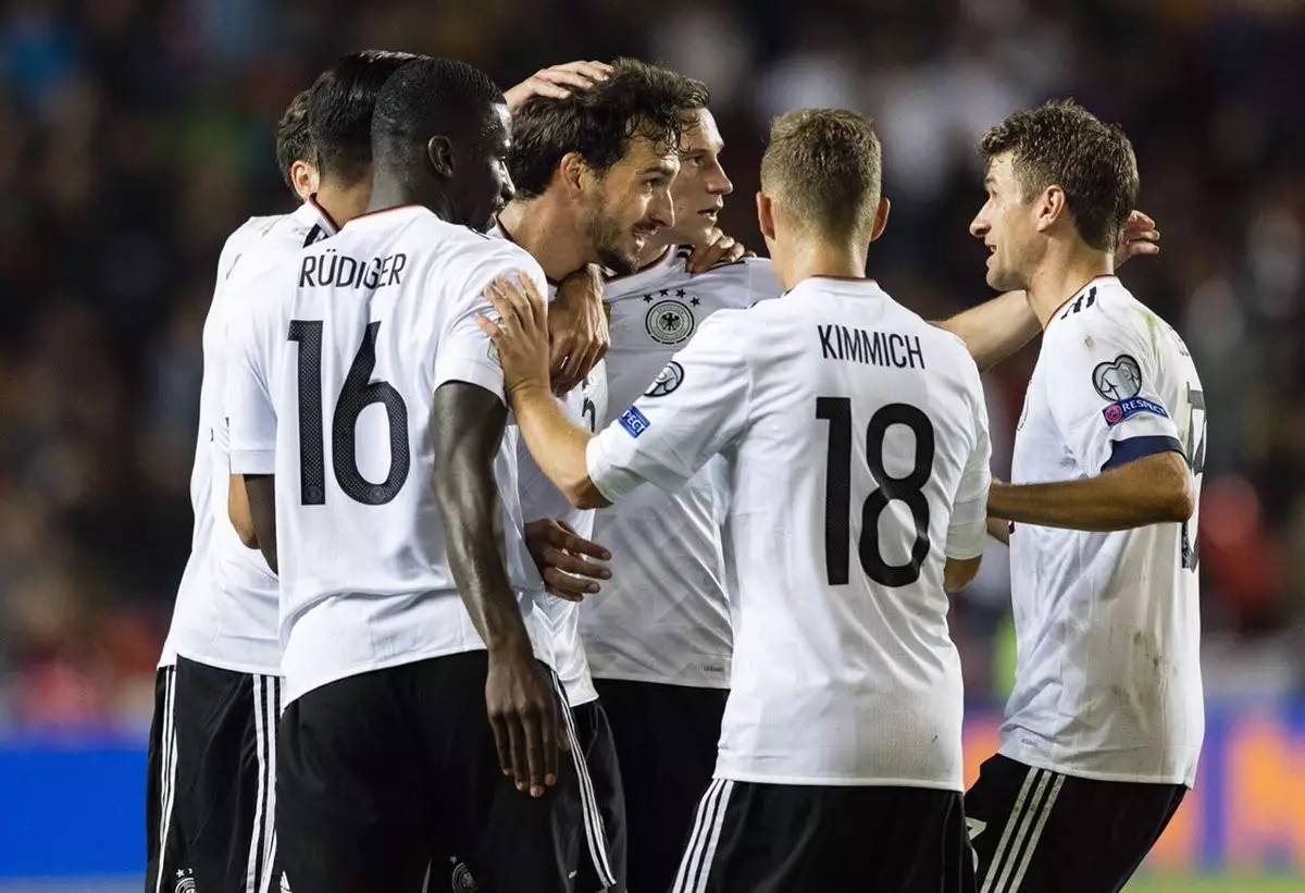 包含德国队险胜葡萄牙队，张继科扛起全队的词条