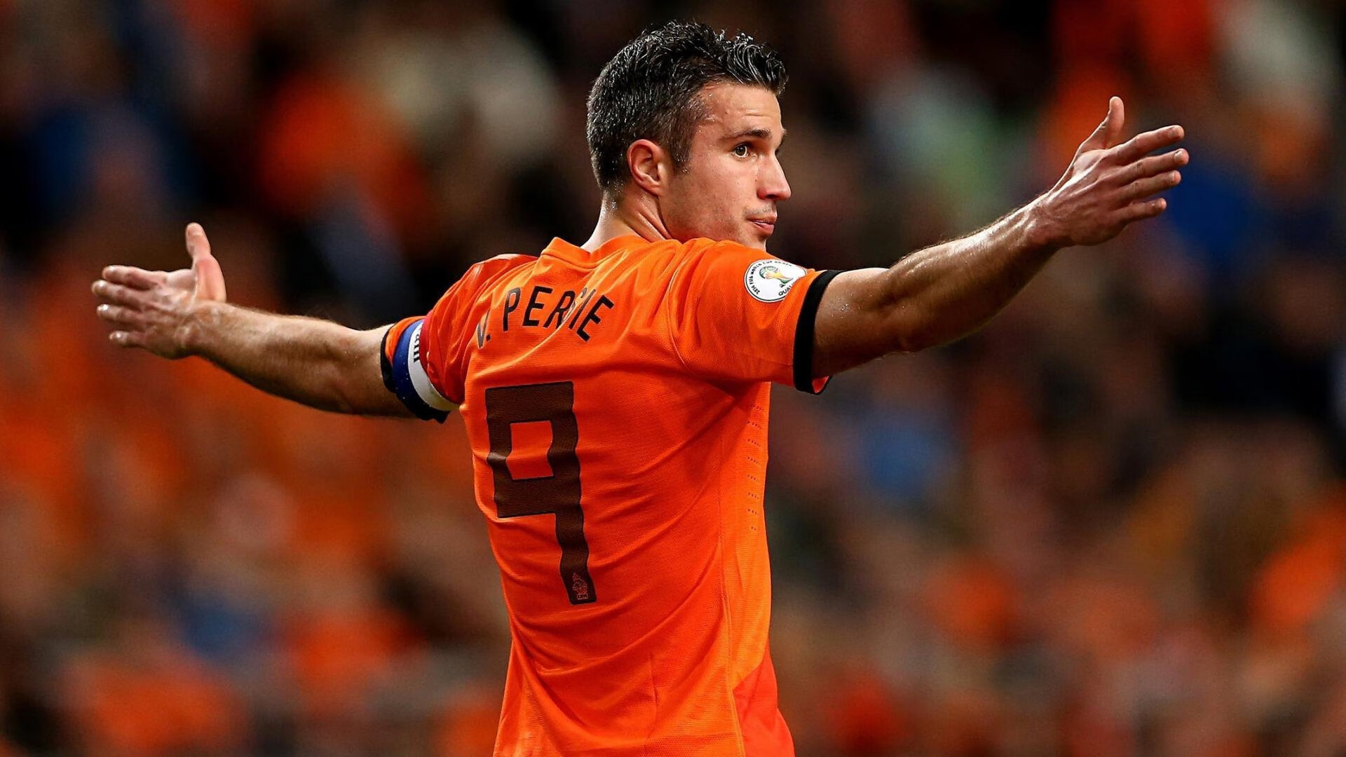 佩德里惊艳四座，一记绝杀让巴黎的夜空染上红蓝