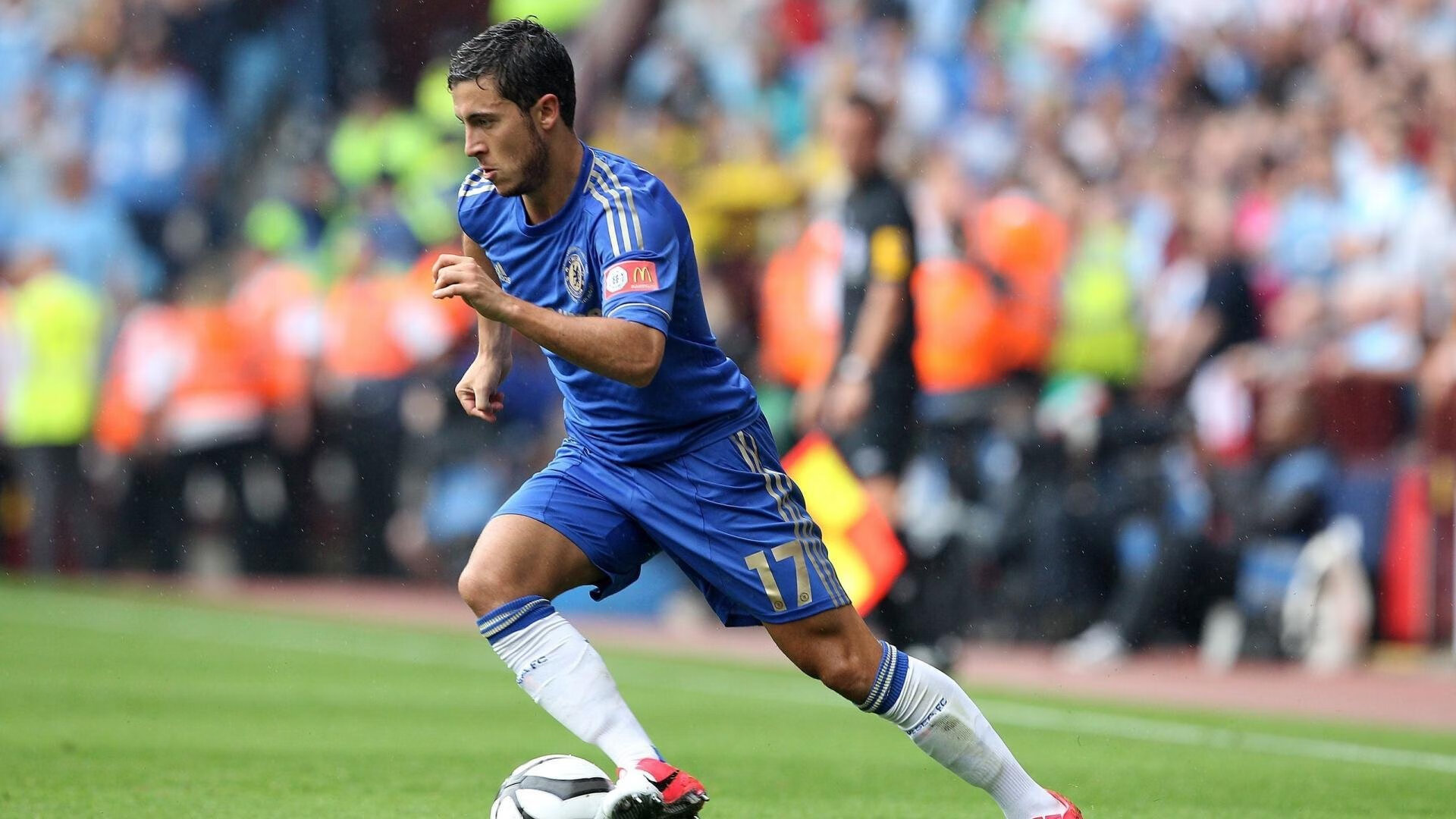 伊布宝刀未老，红军横扫罗马—当传奇与新锐在绿茵场交汇